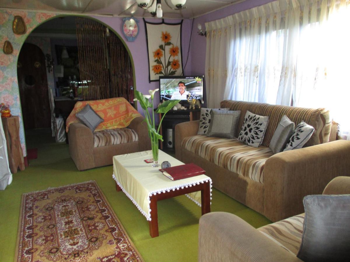 Redwood Homestay Nuwara Eliya Exterior foto